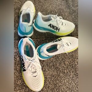 HOKA MACH 5